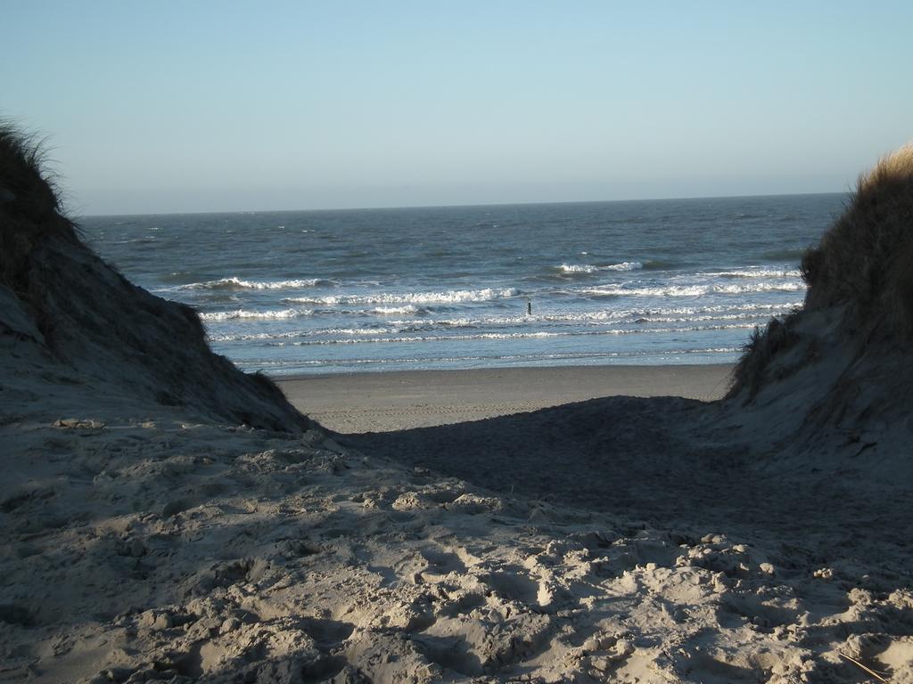 Hollumerstrand Hollum  Cameră foto